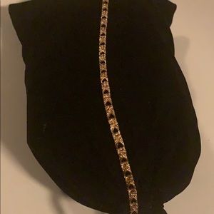 Beautiful gold tone bracelet ❤️